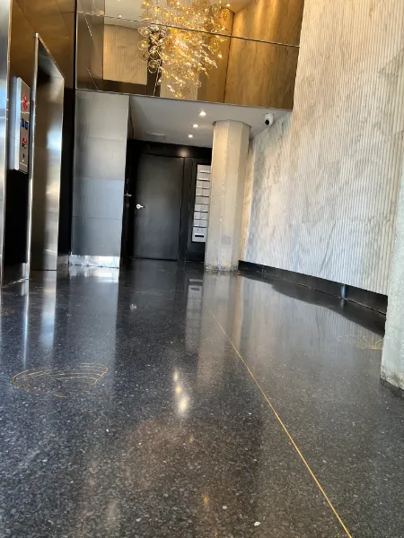 605 Lincoln Rd Lobby Photo 6