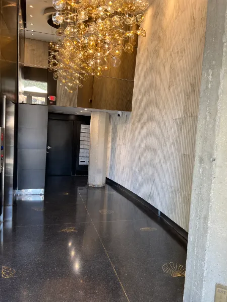 605 Lincoln Rd Lobby Photo 8