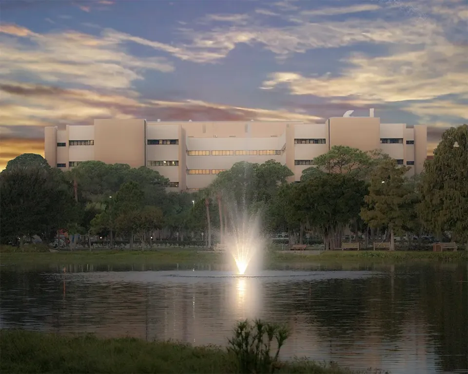 Va Hospital Bay Pines - St. Petersburg, Fl Photo 1