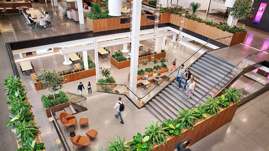 Insight Enterprises HQ Photo 11